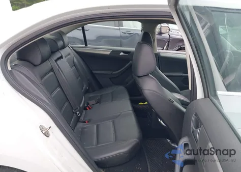 2017 Volkswagen Jetta 1.4T Se из США, поврежденный, VIN 3VWDB7AJ7HM265077